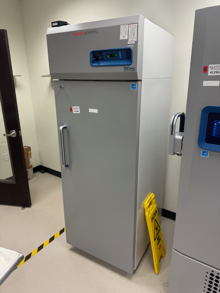 Image of Thermo TSX -20C Lab Freezer